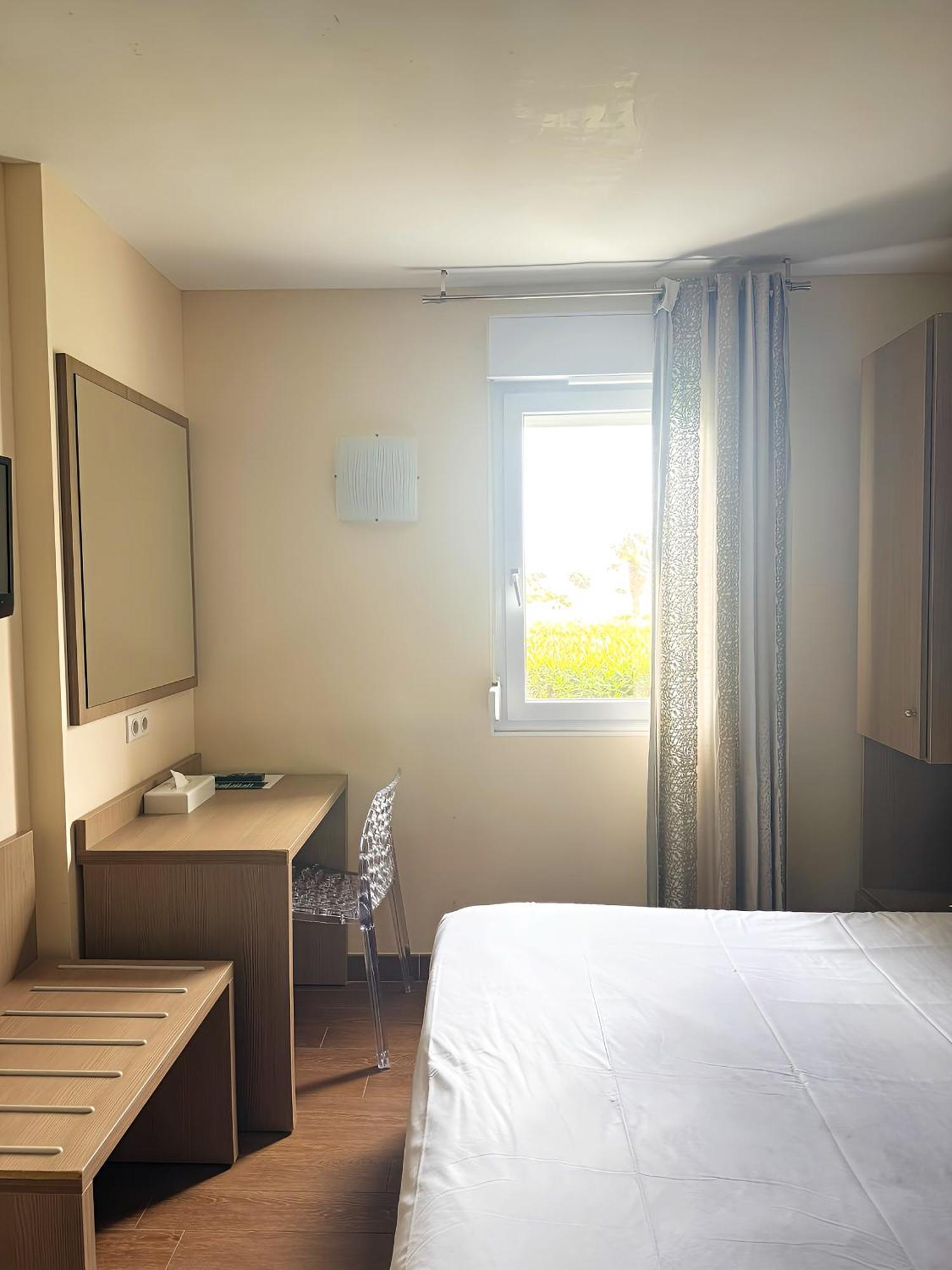 Thalassa Hotel